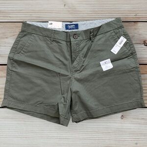 Old Navy Everyday Olive Green Chino Summer Shorts Size 10 NWT